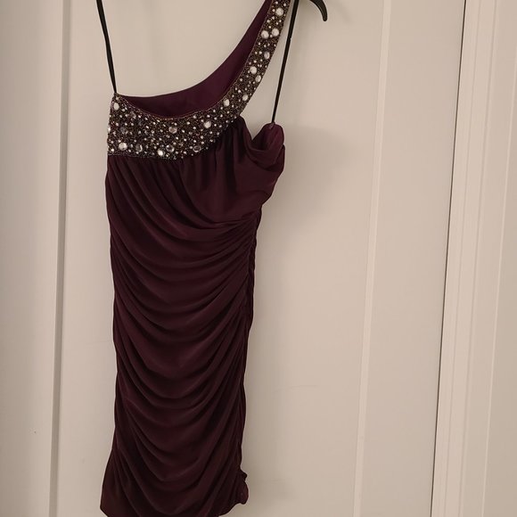 Vintage from early 2000s. Plum/ wine/ purple Ruched body con one shoulder dress - Picture 7 of 7